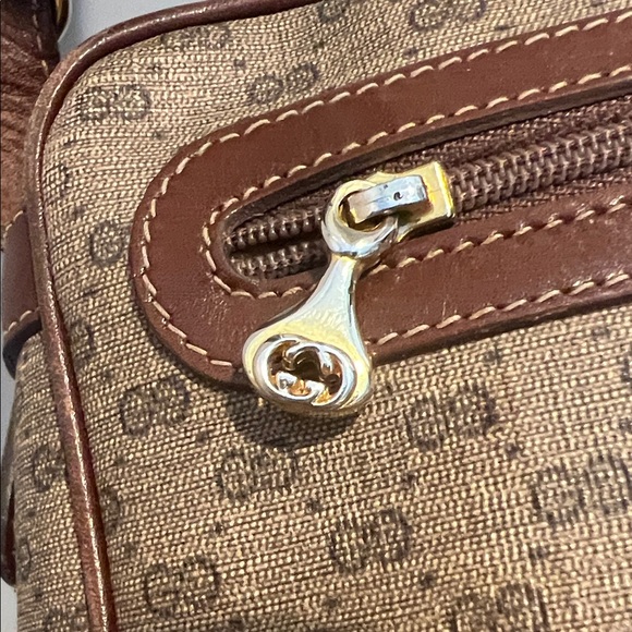 Vintage Gucci Mini GG Adjustable Crossbody - Picture 15 of 16